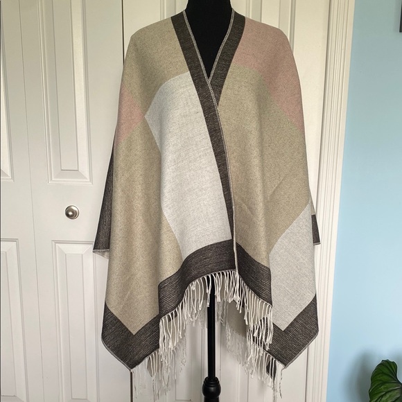 Sweaters - Beautiful Pink Grey And Tan Fringe Shrung Wrap Poncho One Size Fits Most